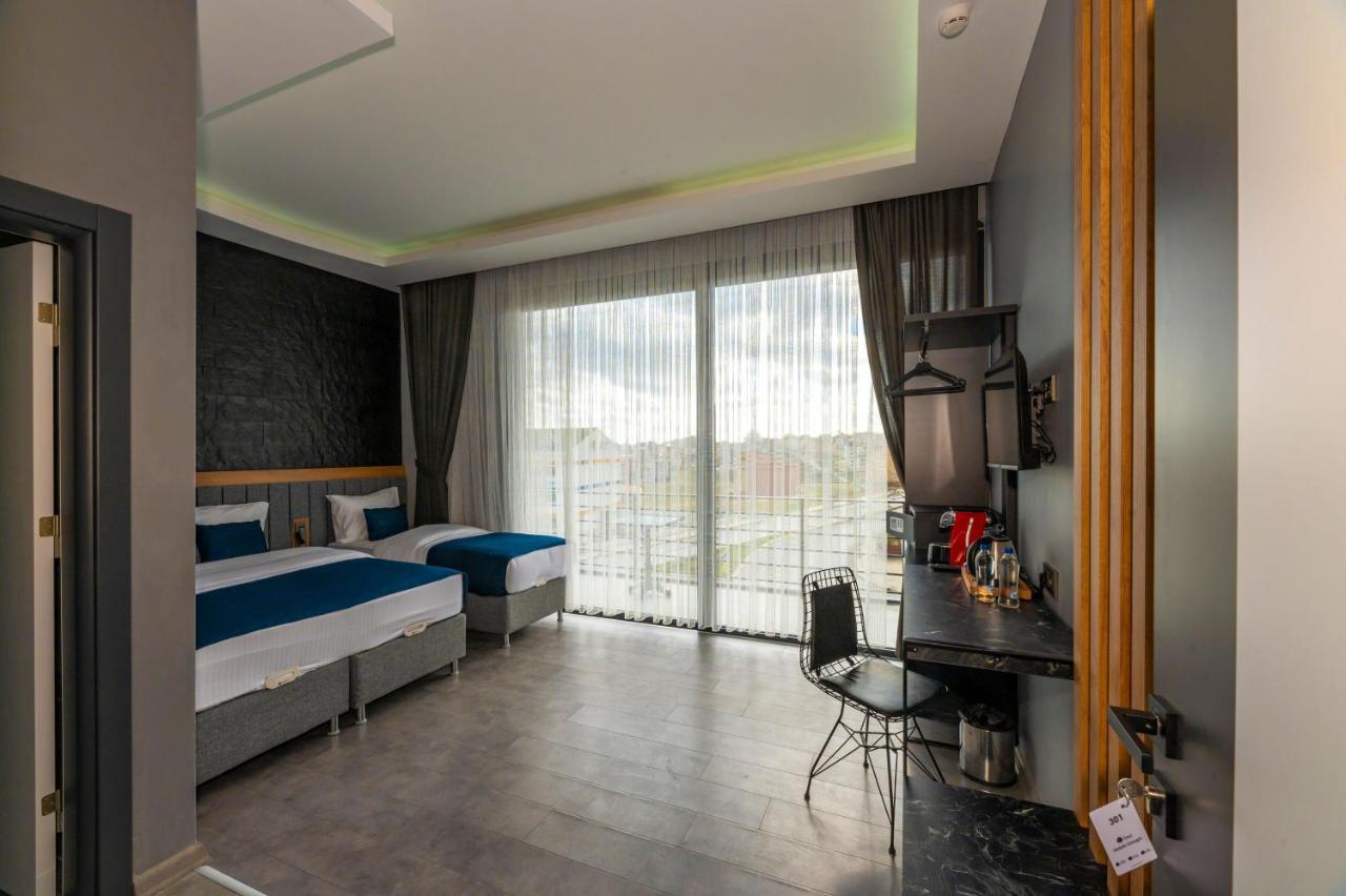 Melanj Airport Hotel Arnavutkoy Luaran gambar